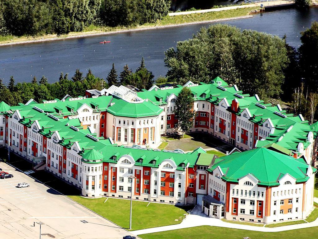 Hotel Park Krestovskiy Saint Petersburg Bagian luar foto